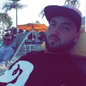 Meet your Posher, Zac